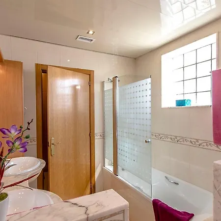 Catalunya Casas Magical Costa Dorada Decadence Only 2km To Beach! Villa Roda de Bera